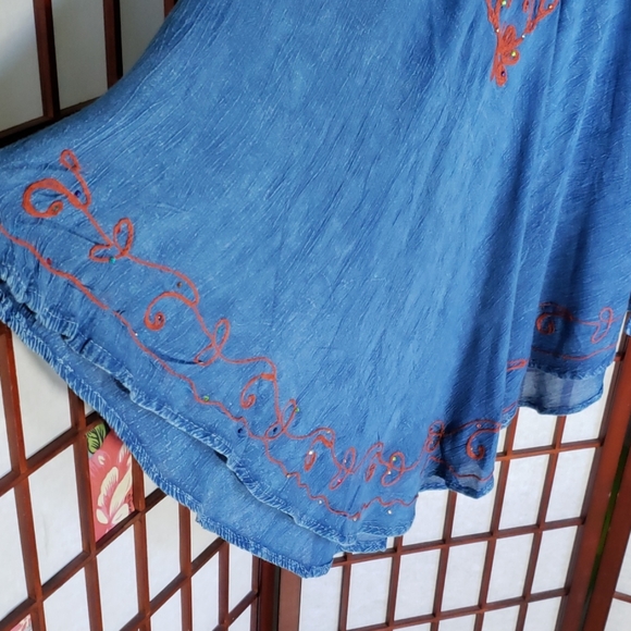 Embroidered boho hippie one size top - Picture 3 of 5